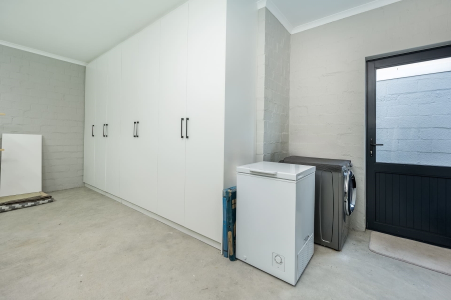 3 Bedroom Property for Sale in Protea Heights Western Cape